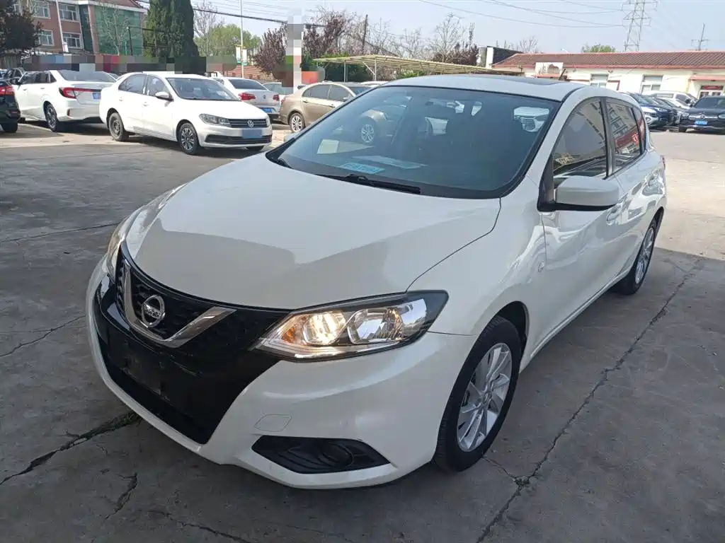 Nissan Tiida 2020