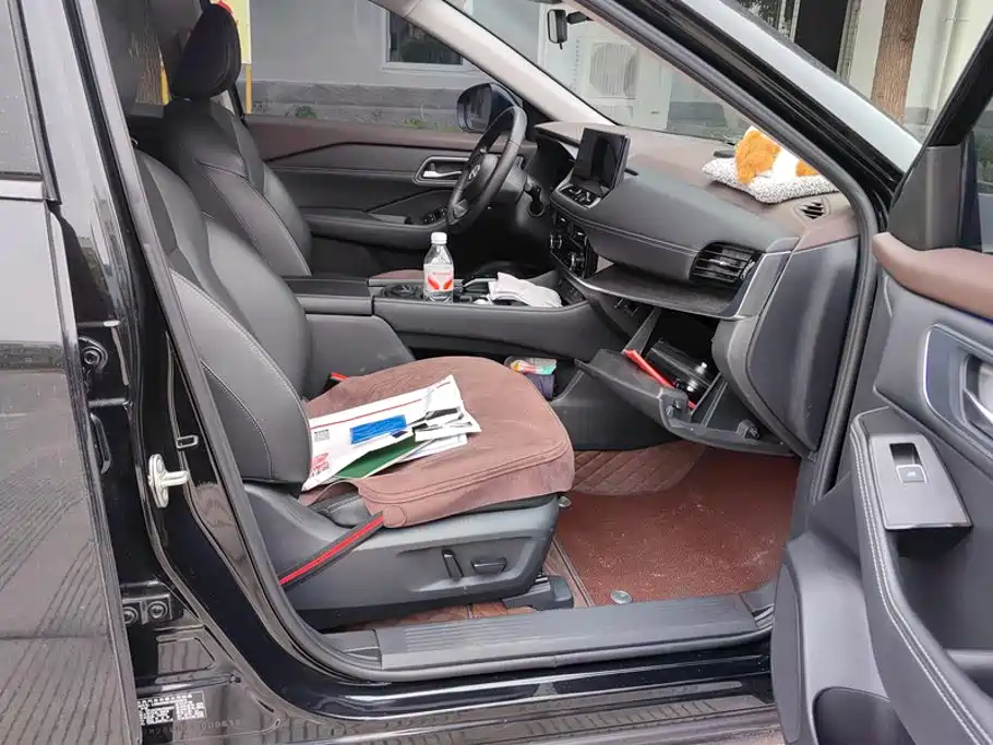 Nissan X-Trail — миниатюра 8