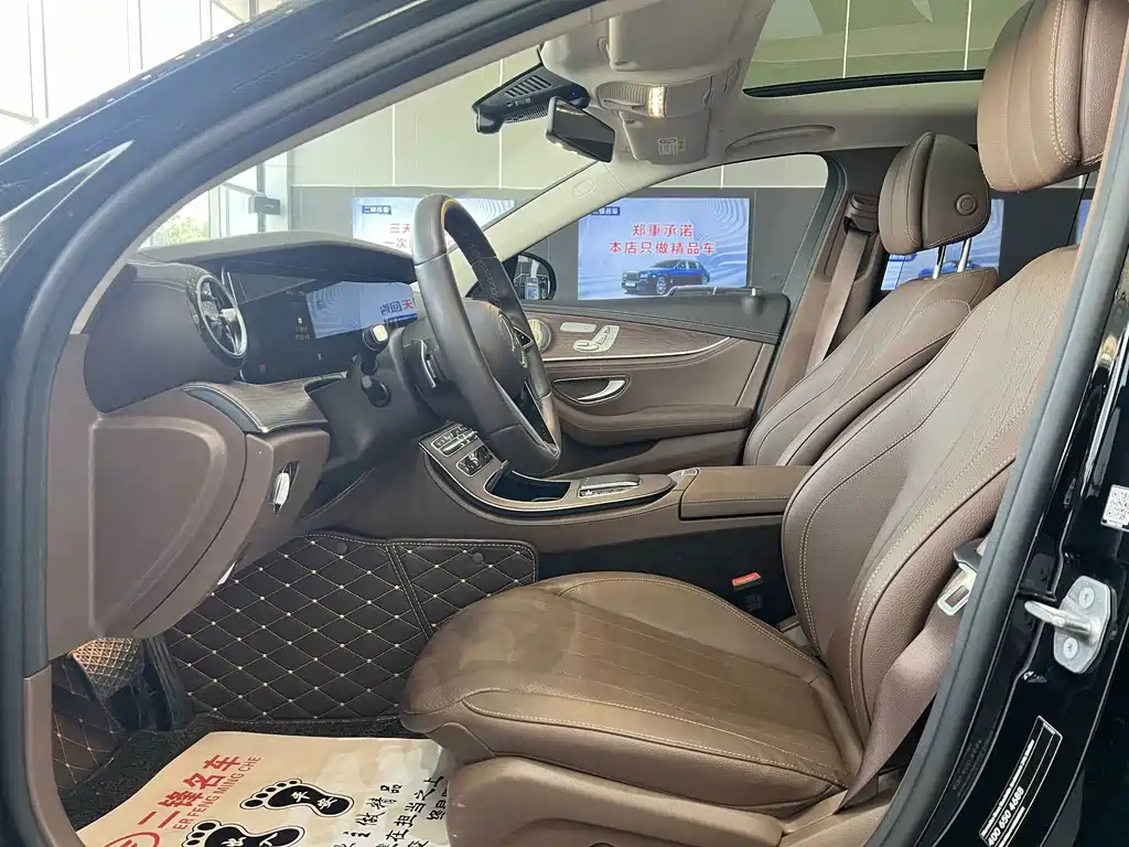 Mercedes-Benz E-Class — миниатюра 8