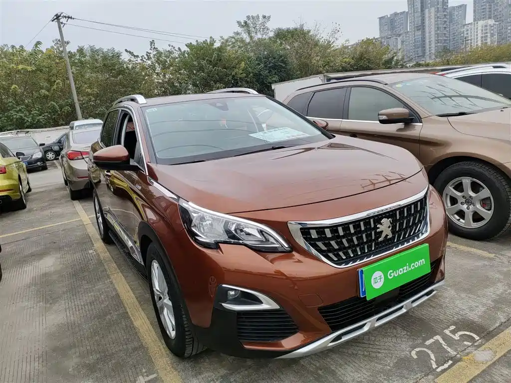 PEUGEOT 4008