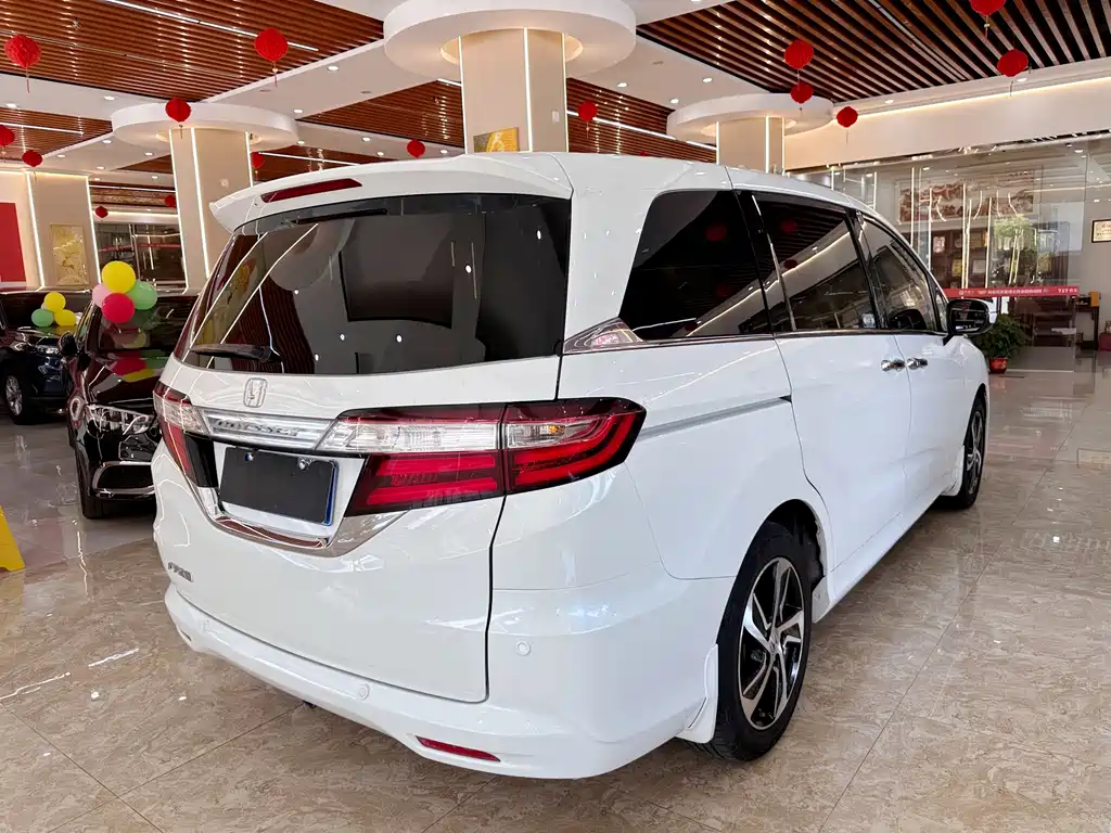 Honda Odyssey — миниатюра 4