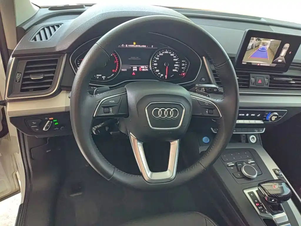 Audi Q5L — миниатюра 11