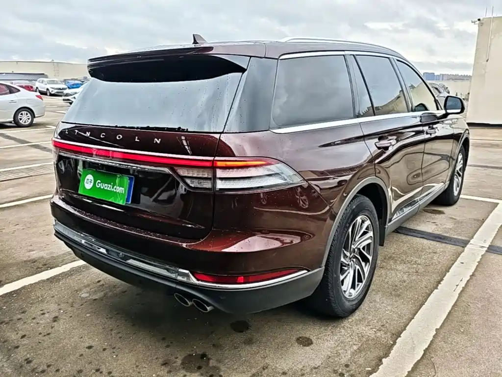 Lincoln Aviator (Import) — миниатюра 7