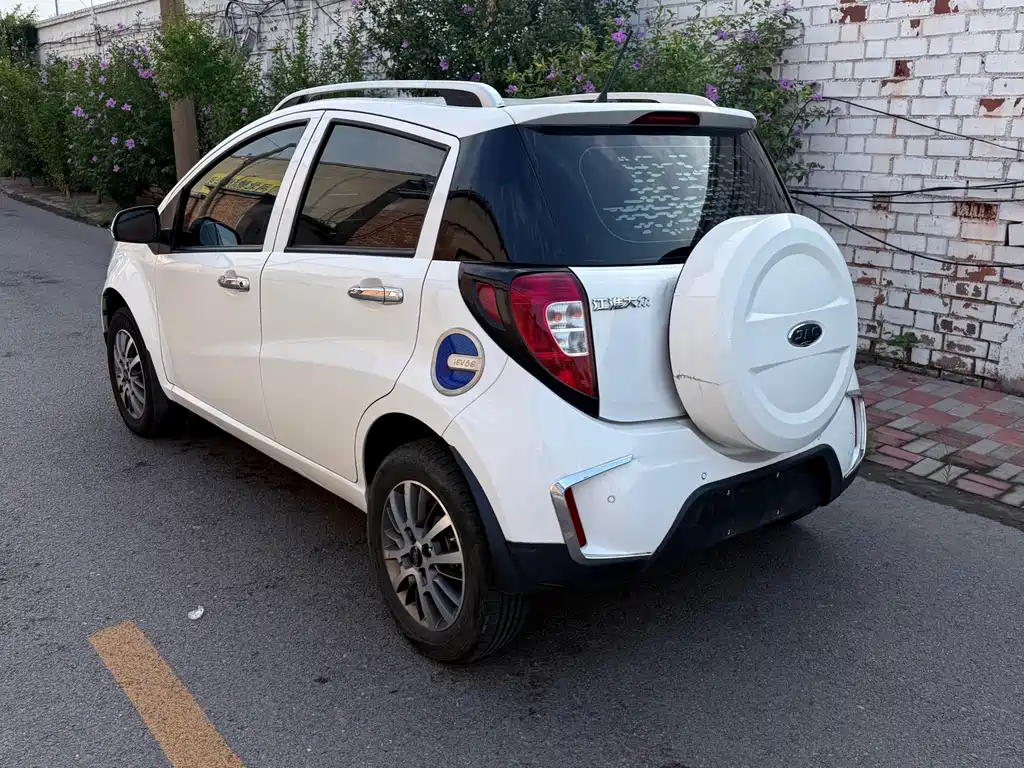 JAC JAC iEV6E — миниатюра 4