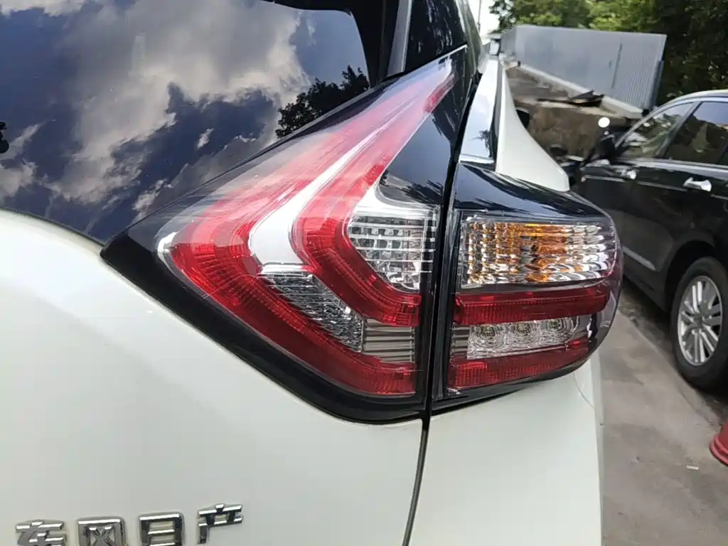 Nissan Murano — миниатюра 8