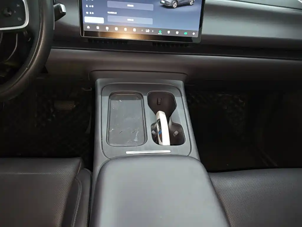 Leapmotor Leapmotor C10 — миниатюра 14