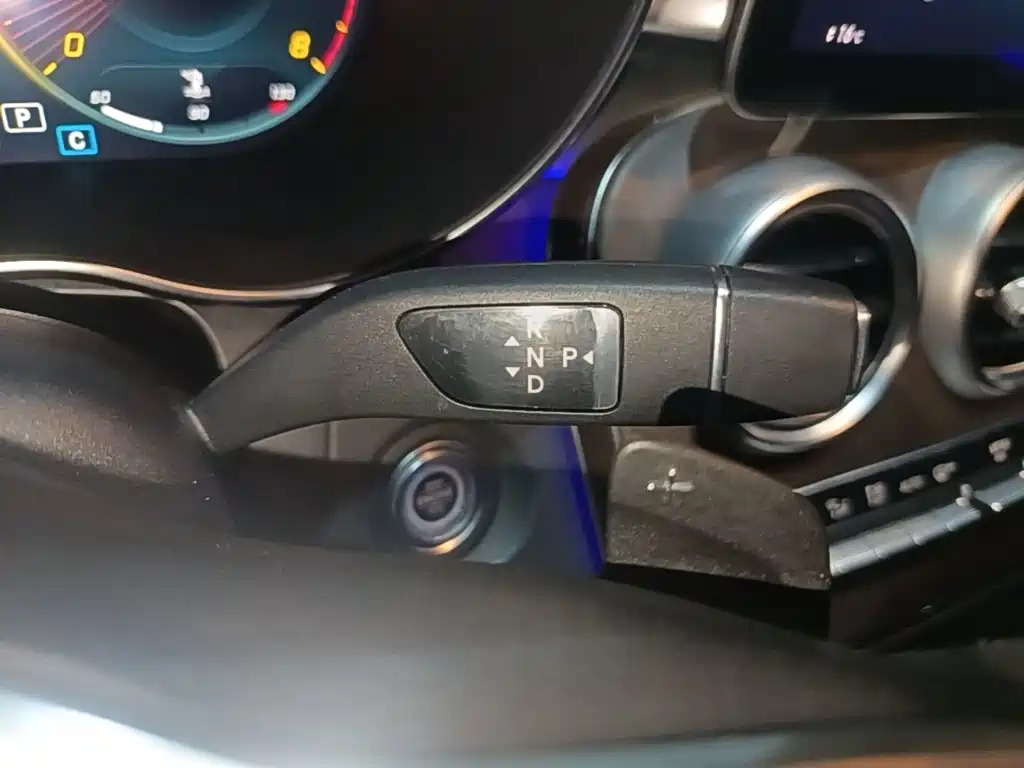 Mercedes-Benz GLC — миниатюра 14