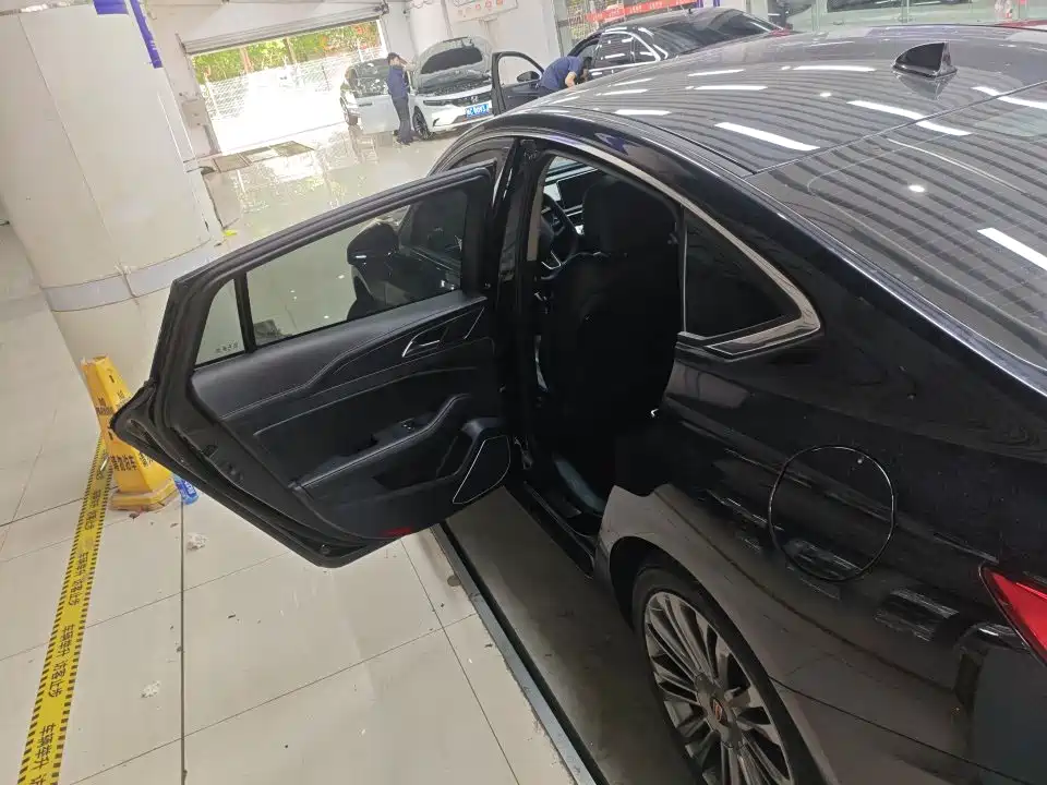 Hongqi Hongqi H5 — миниатюра 5