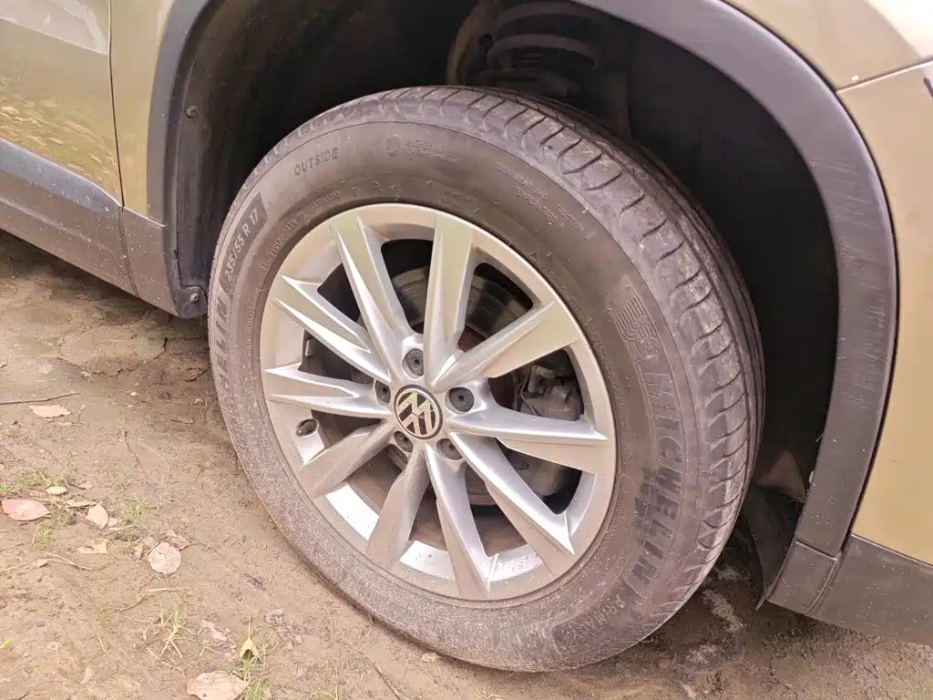 Volkswagen Tiguan — миниатюра 25