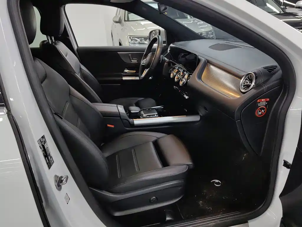 Mercedes-Benz GLA — миниатюра 13