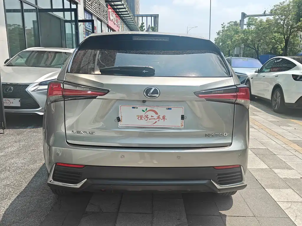 Lexus NX — миниатюра 4