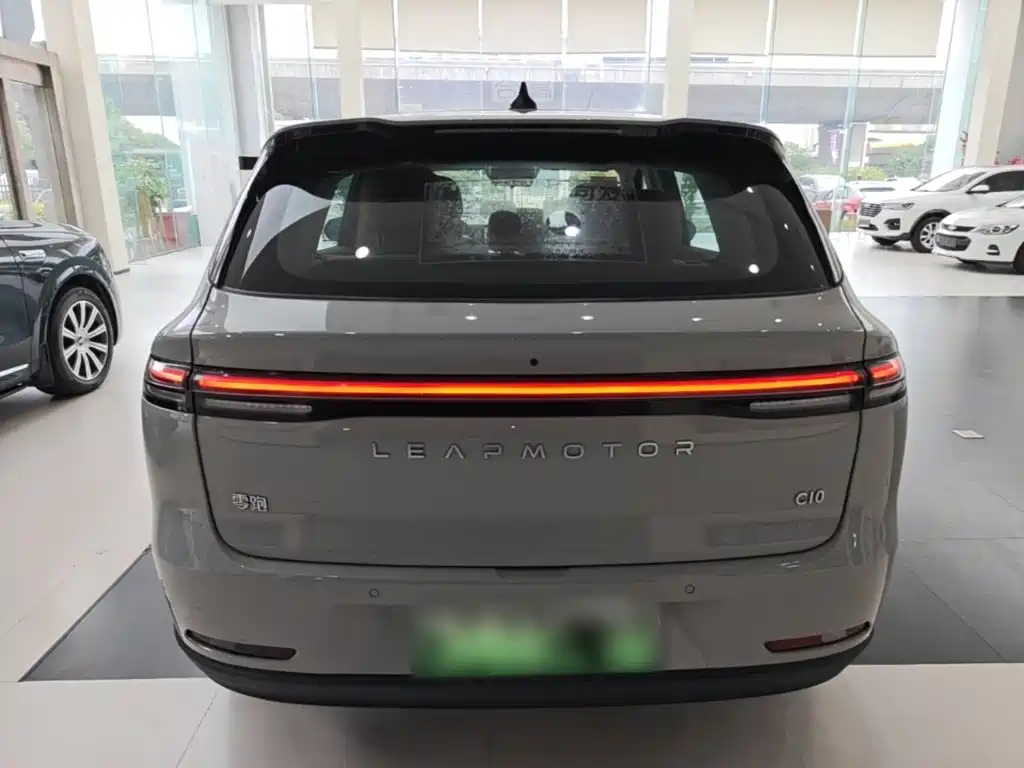 Leapmotor Leapmotor C10 — миниатюра 6
