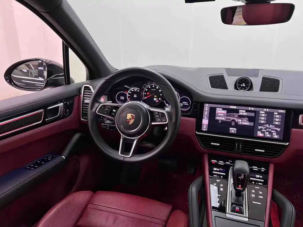 Porsche Cayenne — миниатюра 18
