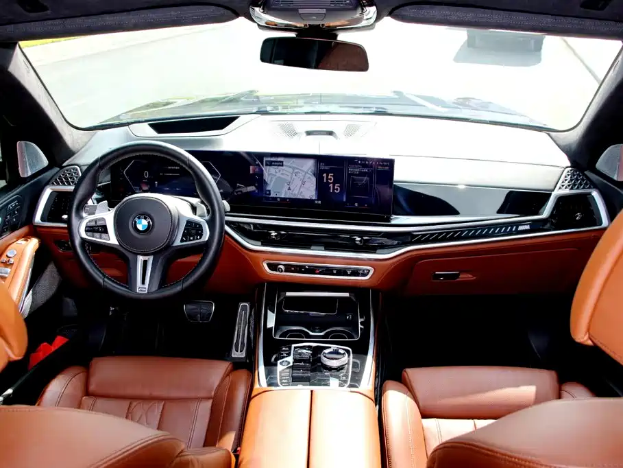 BMW X7 M60i — миниатюра 11