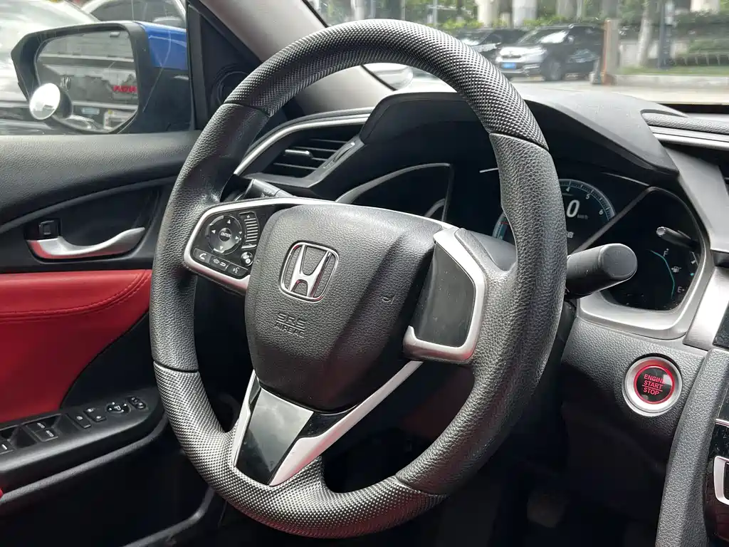 Honda Civic — миниатюра 8