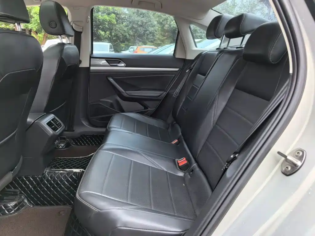 Volkswagen Lavida — миниатюра 17