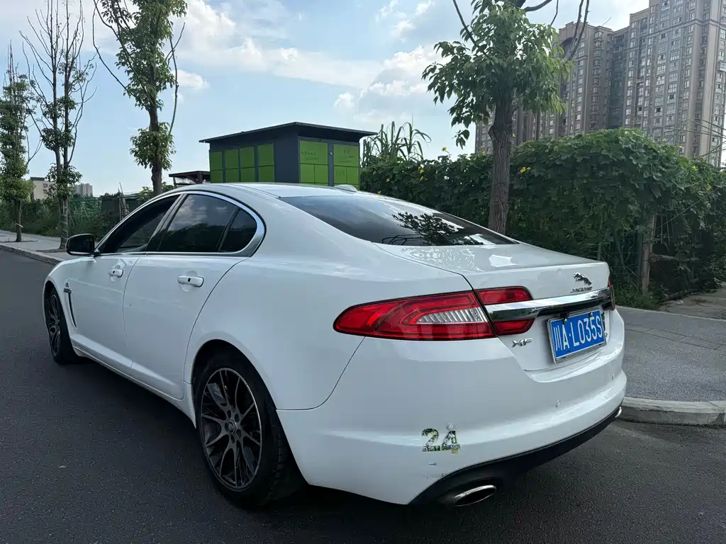 Jaguar XF — миниатюра 23