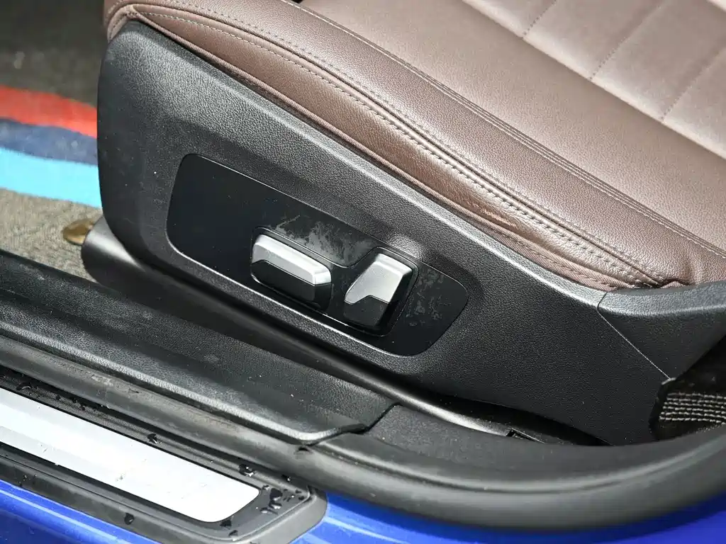 BMW 3 Series — миниатюра 12