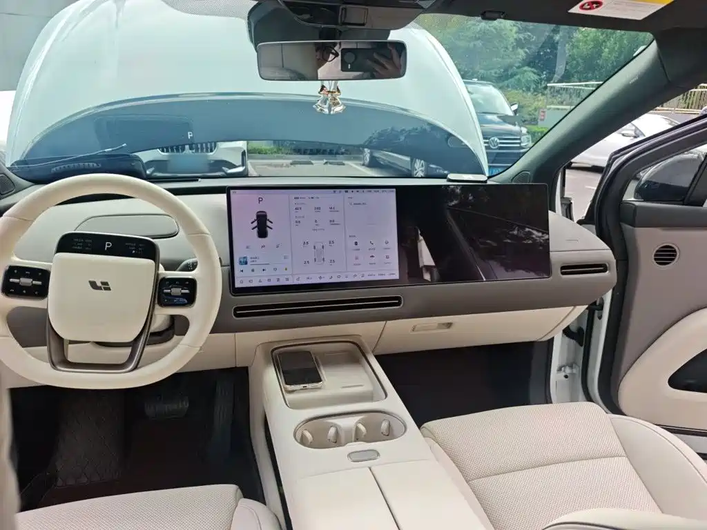 Li Auto Идеальный i6 — миниатюра 5