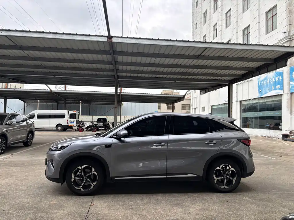 BYD Yuan Plus — миниатюра 9