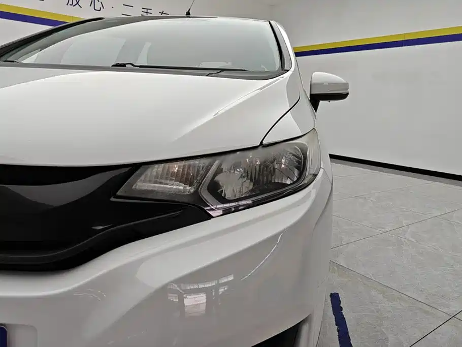 Honda Fit — миниатюра 5
