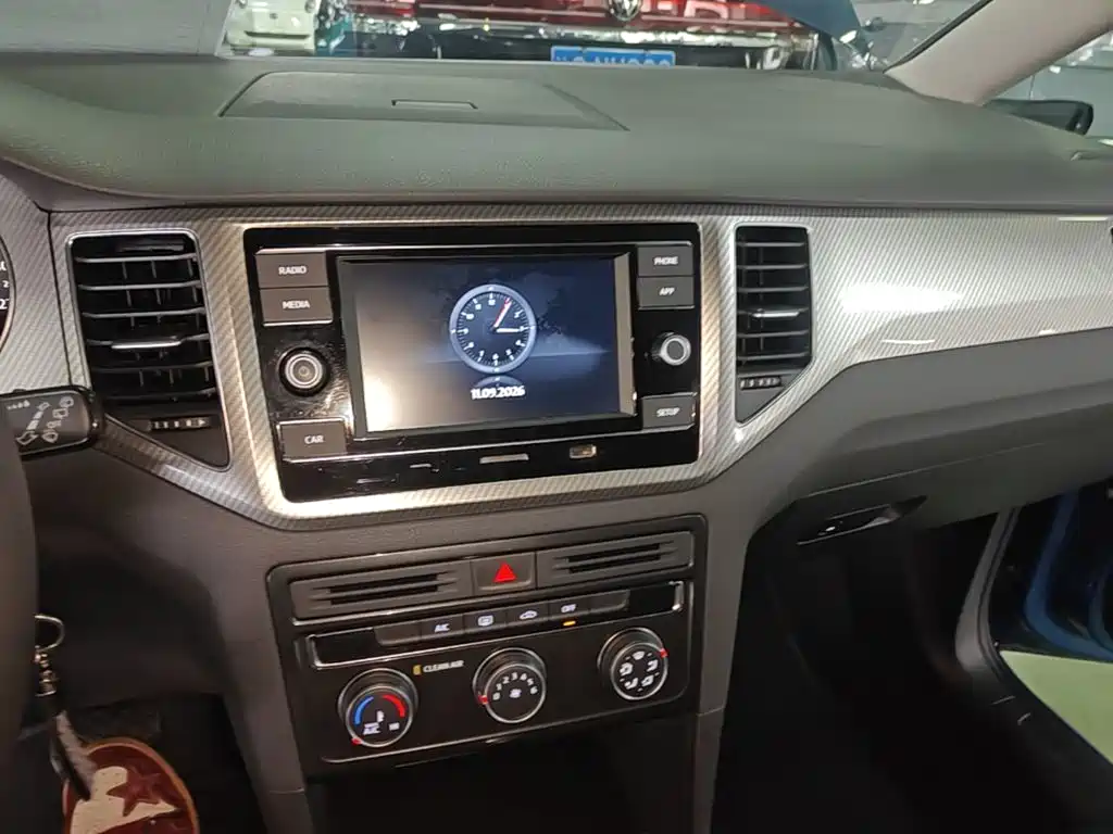 Volkswagen Golf Sportsvan — миниатюра 13