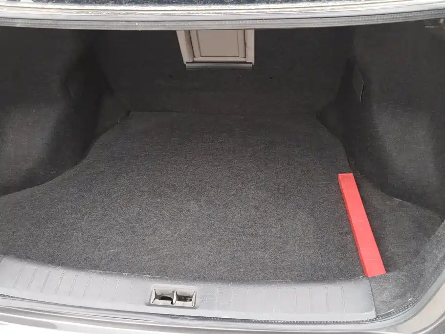 Nissan Sylphy — миниатюра 4