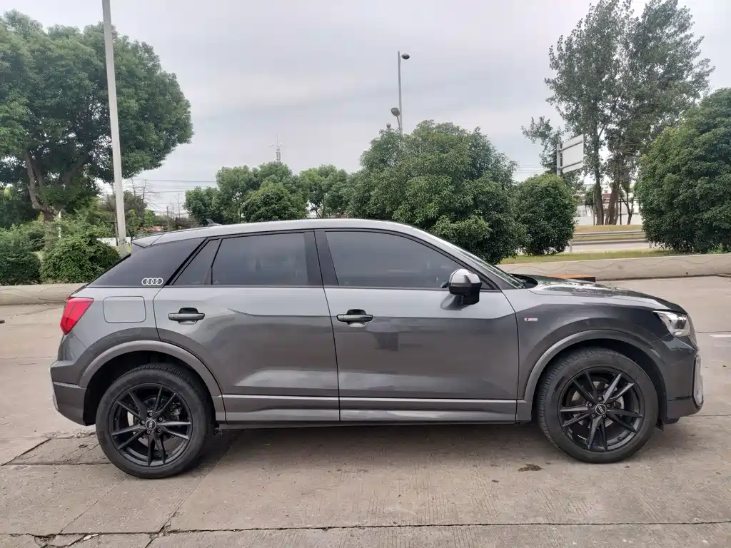 Audi Q2L — миниатюра 4