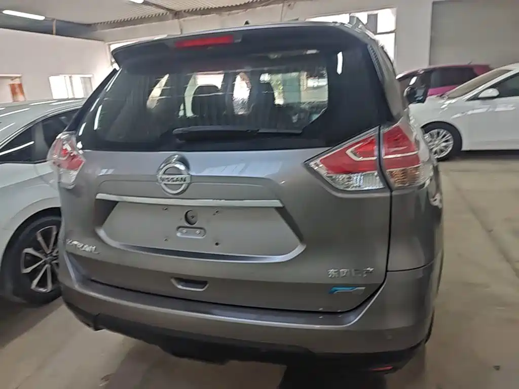 Nissan X-Trail — миниатюра 6