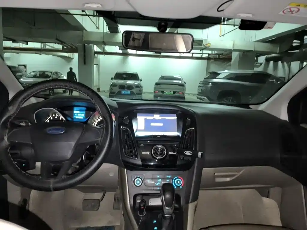 Ford Focus — миниатюра 5