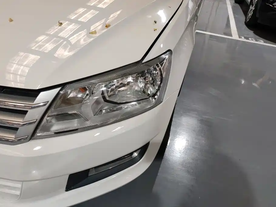 Volkswagen Santana — миниатюра 5