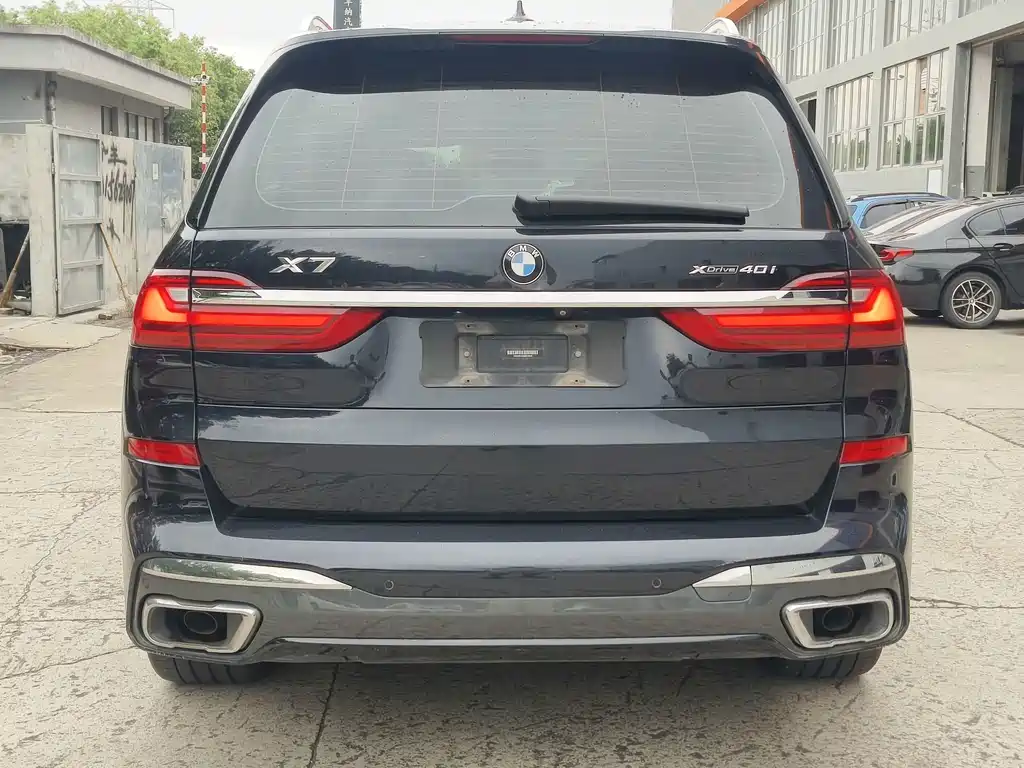 BMW X7 — миниатюра 18