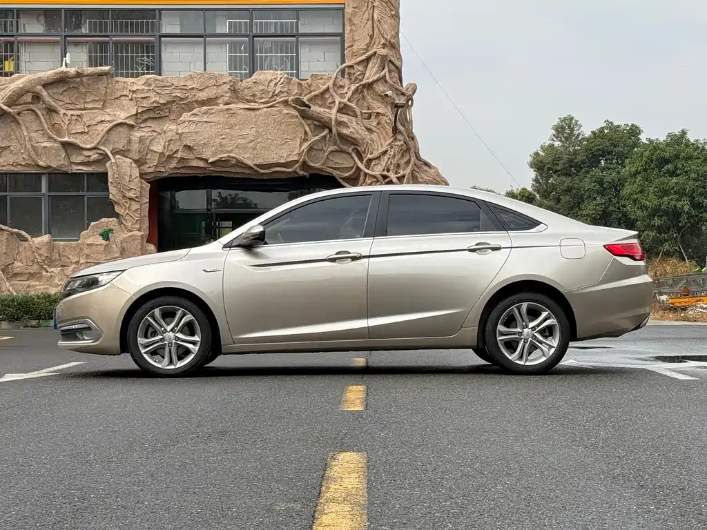 GEELY AUTOMOBILE EMGRAND GL