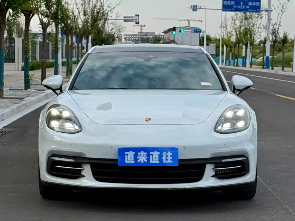 Porsche Panamera — миниатюра 2