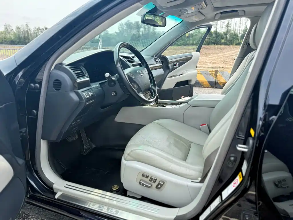 Lexus LS 2007 600hL Luxury
