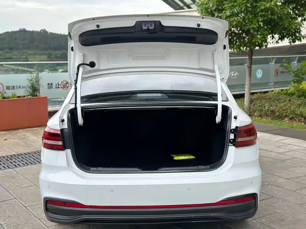 Volkswagen Lavida 2023 1.5L AT