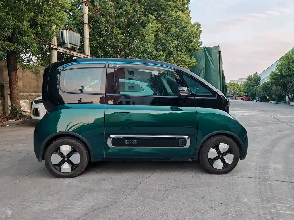 Baojun KiWi EV — миниатюра 14