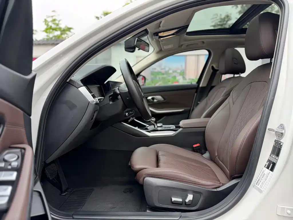 BMW 3 Series — миниатюра 12