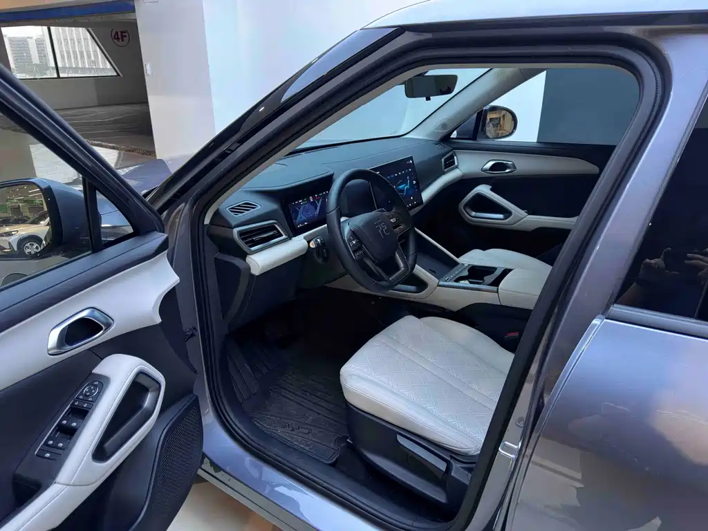 BYD Yuan UP — миниатюра 9