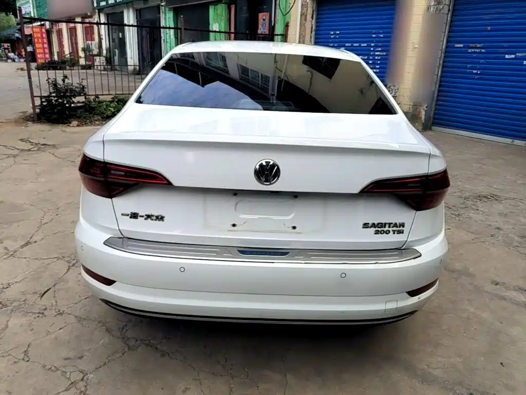Volkswagen Sagitar — миниатюра 6