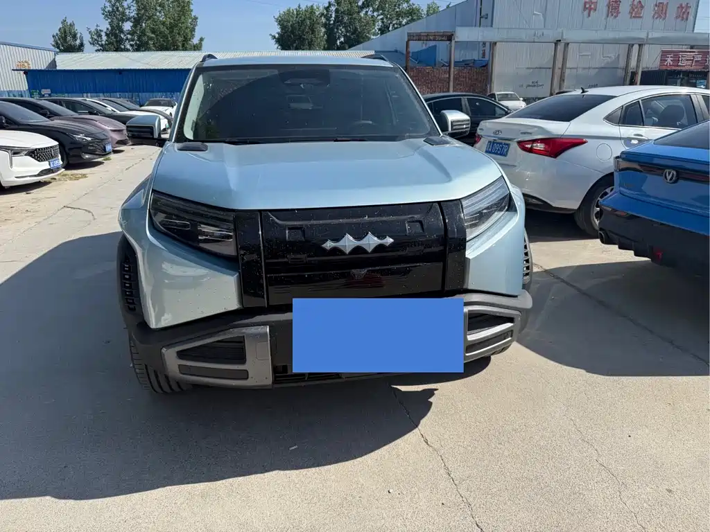 Fang Cheng Bao Titanium 3 2025