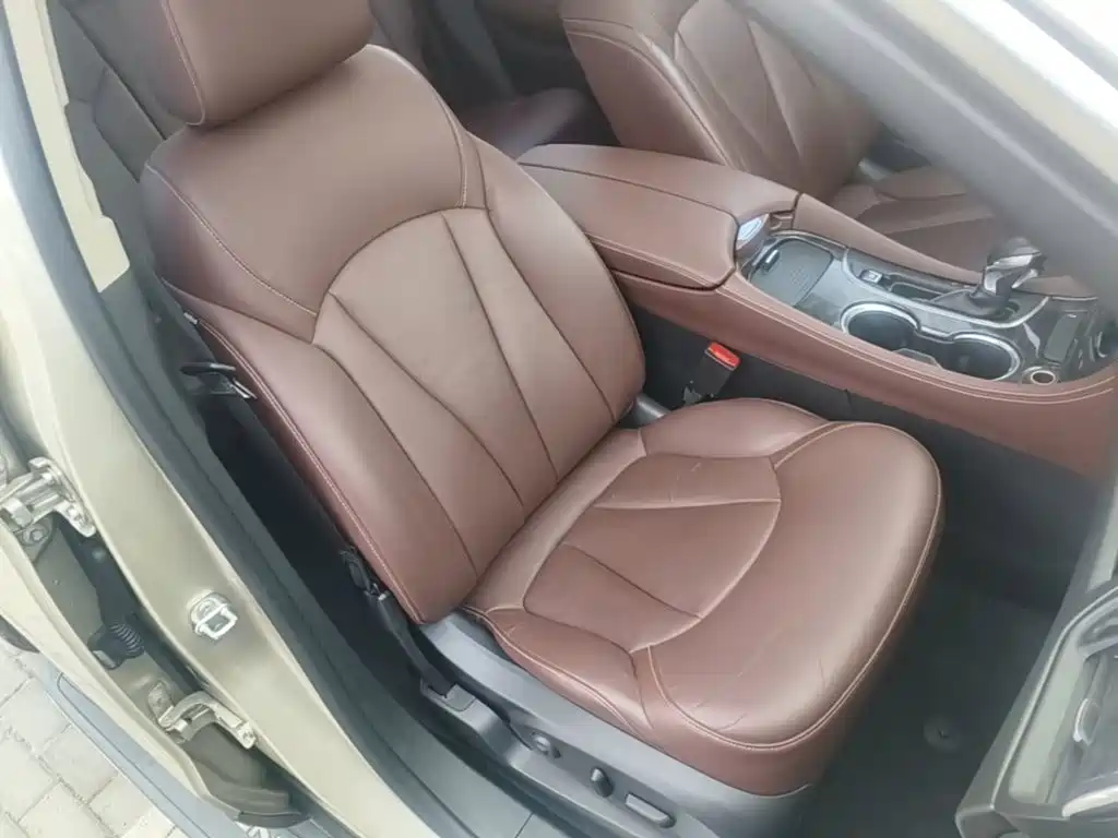 Buick Envision Plus — миниатюра 25