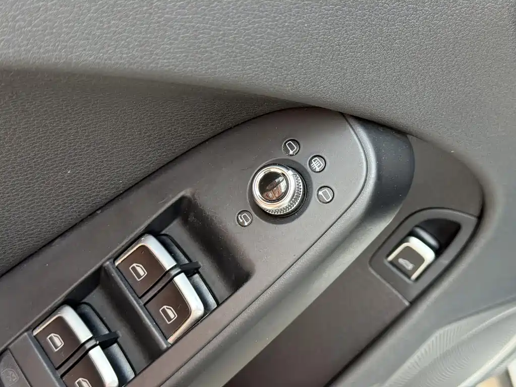 Audi A4 (Import) — миниатюра 12