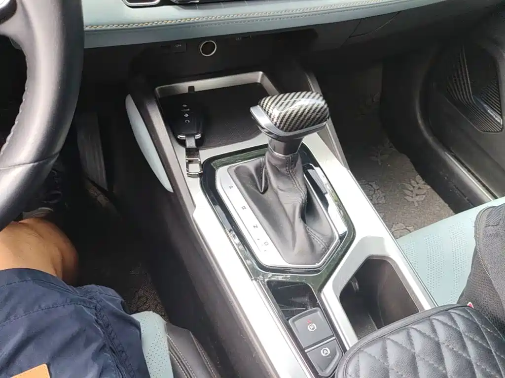Geely Emgrand L — миниатюра 14