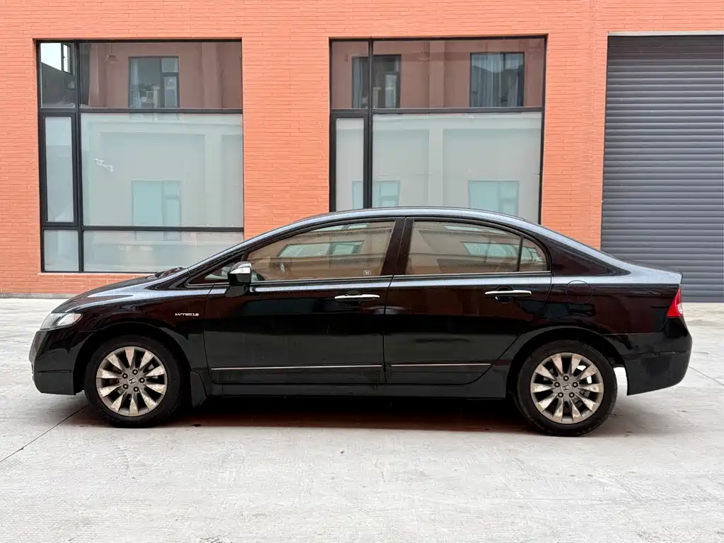 Honda Civic — миниатюра 7