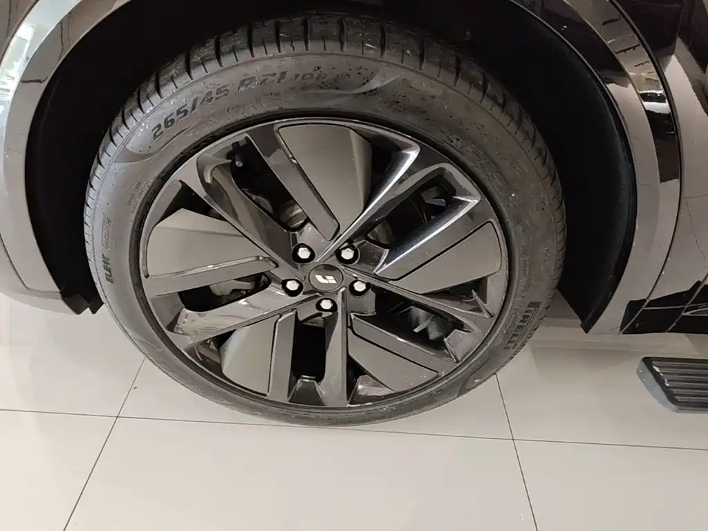 Li Auto Li L9 — миниатюра 23