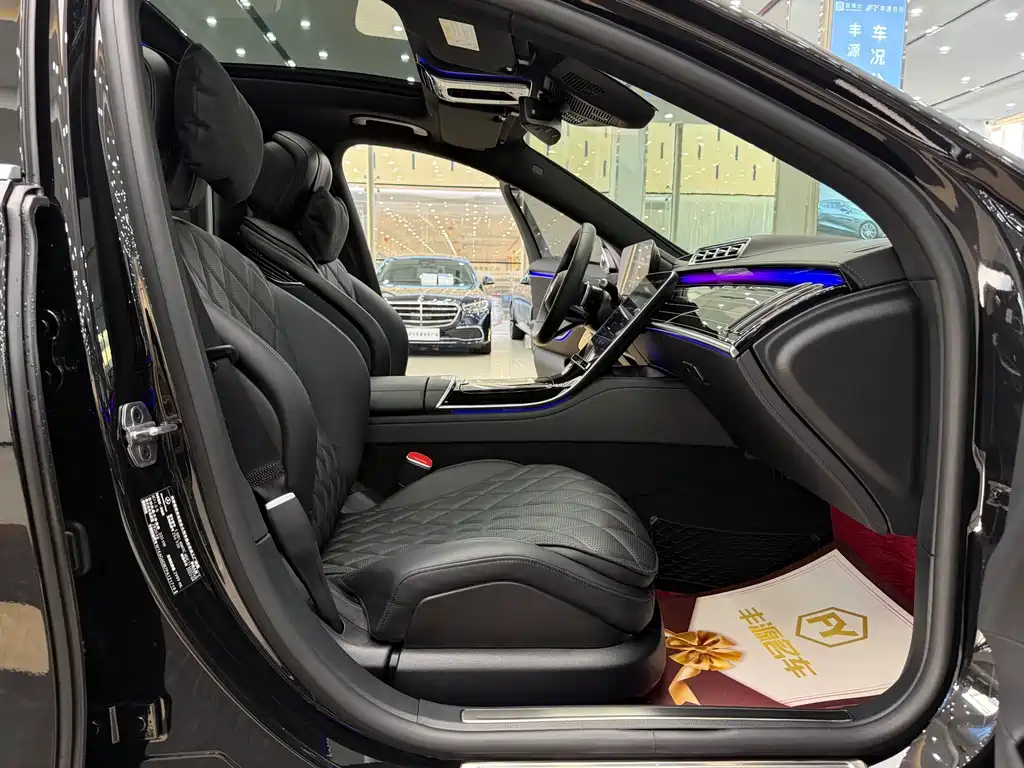 Mercedes-Benz S-Class — миниатюра 7