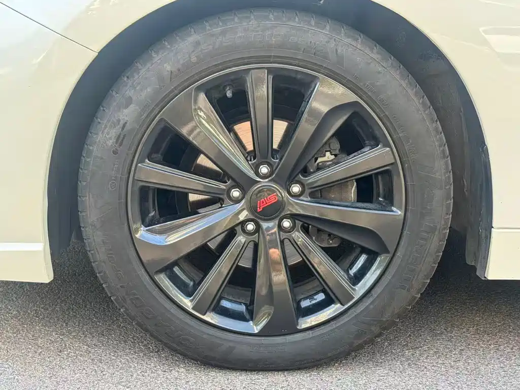Subaru Legacy — миниатюра 20