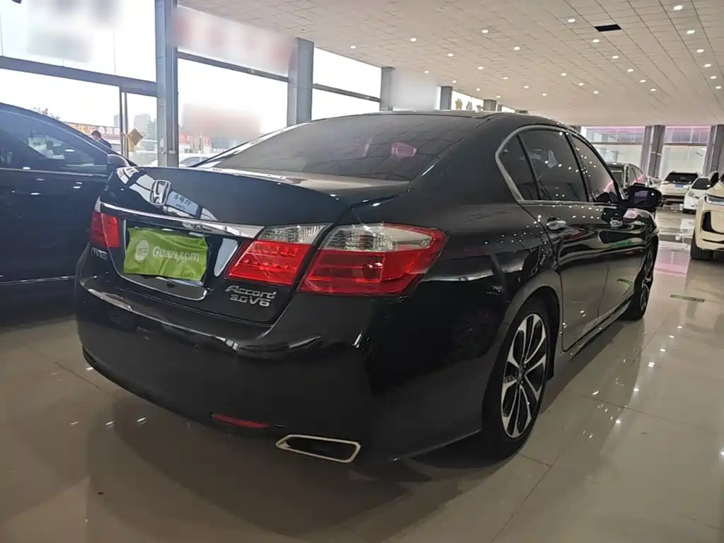Honda Accord — миниатюра 7