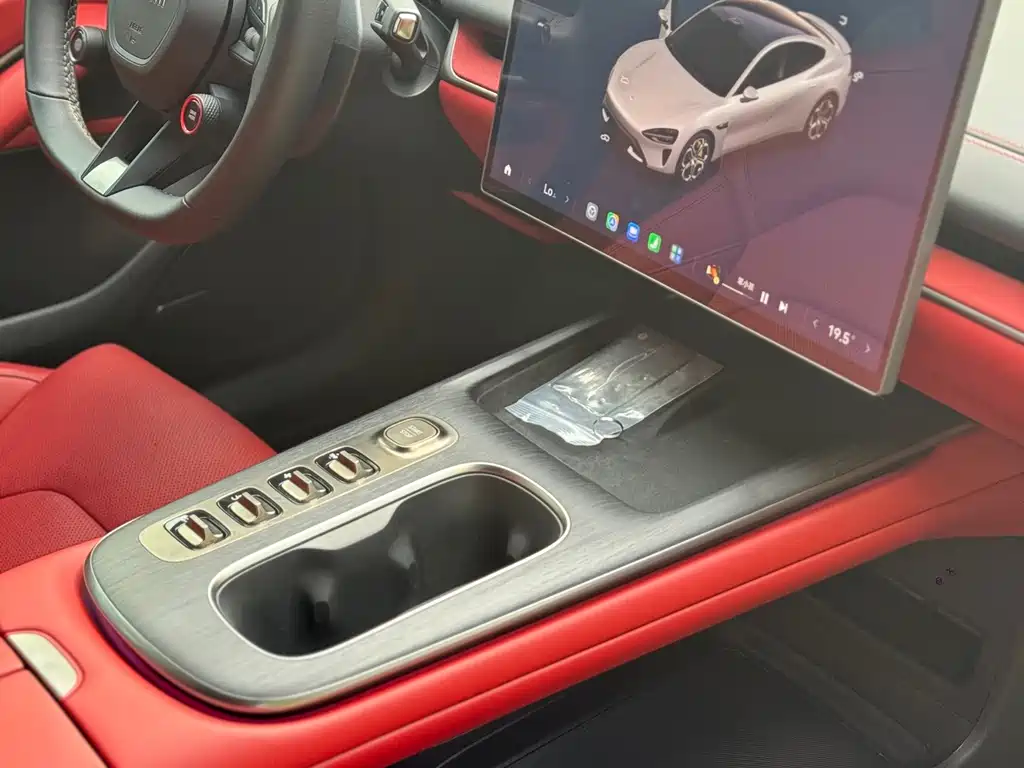 Xiaomi SU7 — миниатюра 18